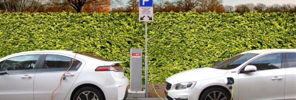 El auge de la movilidad eléctrica: qué esperar y cómo adaptarte